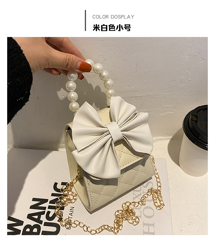 Nihaojewelry Retro Rhombus Chain Bow Pearl Messenger Handbag Wholesale display picture 7