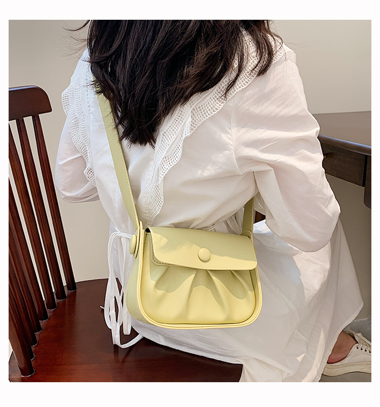 Wholesale Solid Color Shoulder Crossbody Saddle Bag Nihaojewelry display picture 160