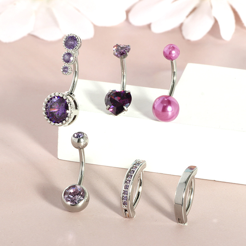16G labret stud size and finish detail