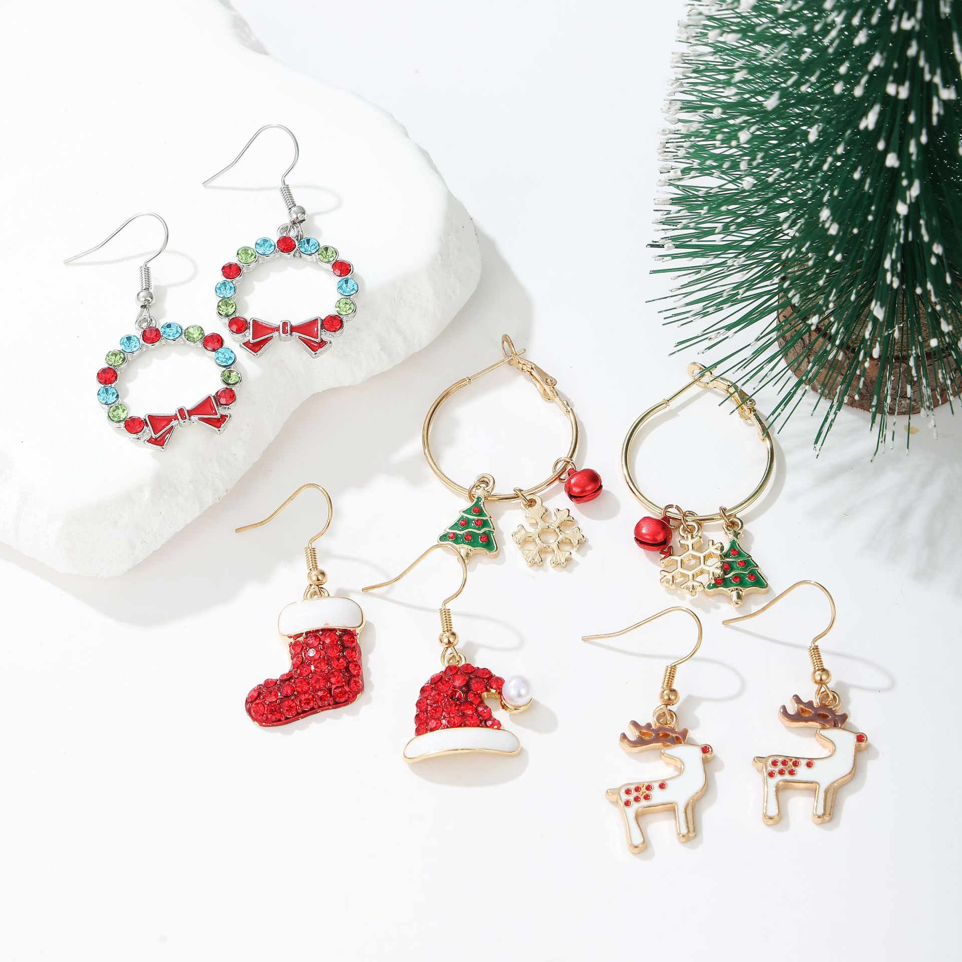 Christmas Tree Snowflake And Bell Drop Earrings With Diamonds_voghion.com