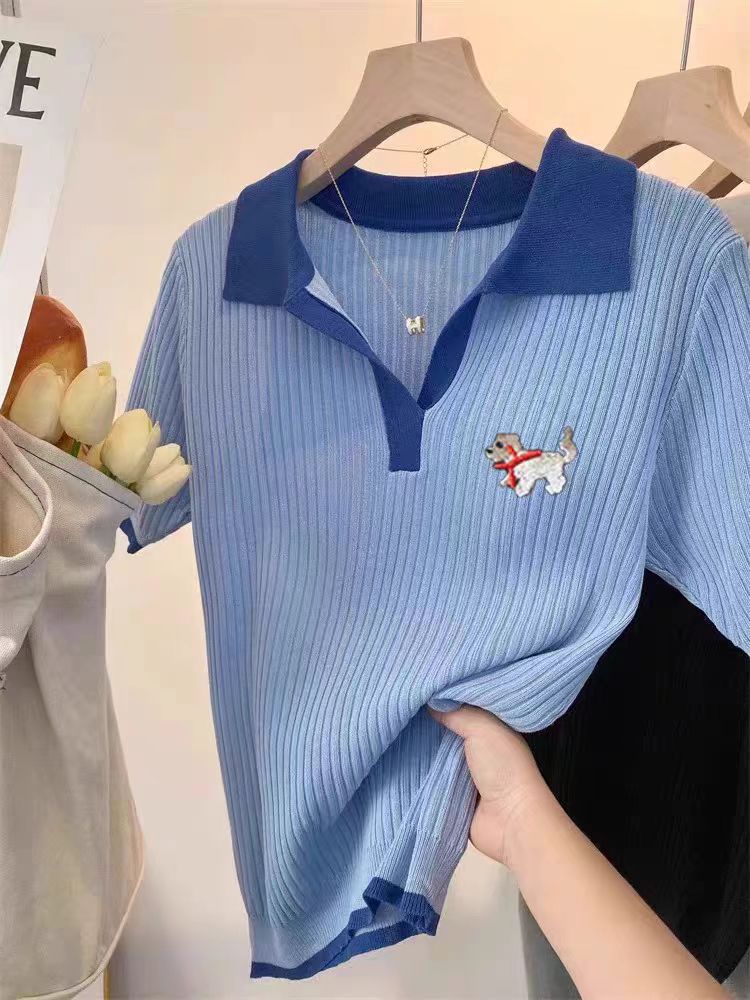 Áo thun nữ tay ngắn cổ tròn họa tiết thêu chó con dễ thương — màu xanh nhạt