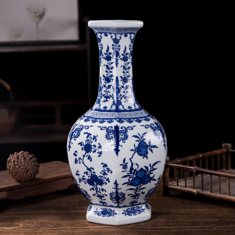 Jingdezhen 중국 골동품 파란색과 꽃 꽃병 세라믹 빈티지 6 자 유니콘 꽃 새 패턴 꽃병 홈 거실 Xuan