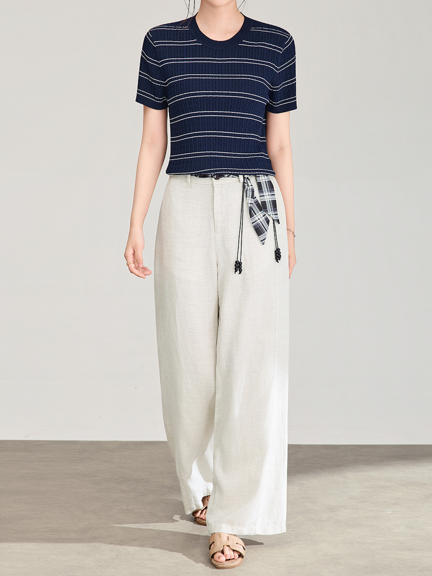 Quần culottes nữ ống rộng chất liệu linen phối dây rút cạp — màu sắc