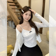 甜美碎花印花纽扣长袖开衫女2025年早秋蝴蝶结蕾丝拼接吊带两件套