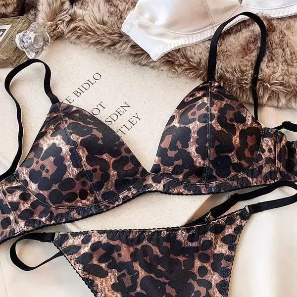 Leopard print-single part