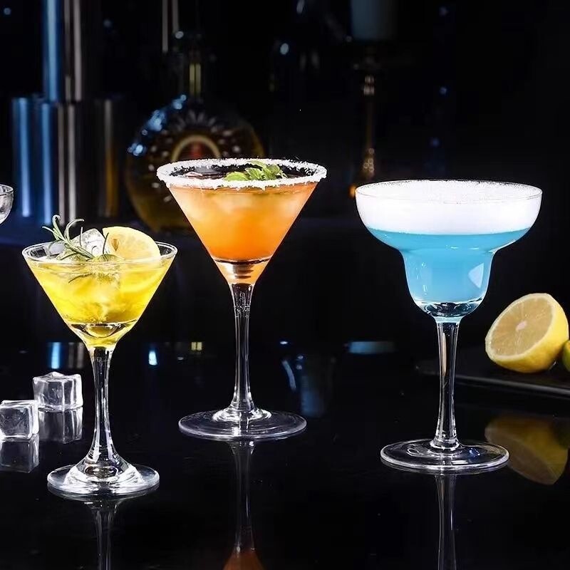 Creative cocktail glass set, including Collins glasses and mojito glasses