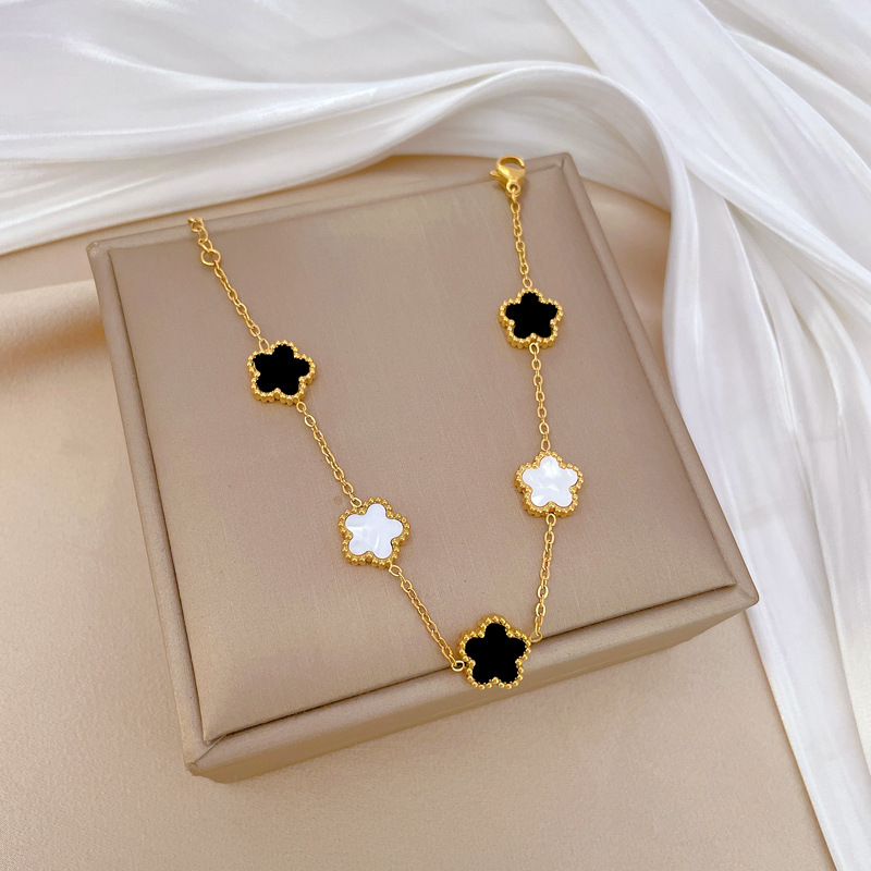 【 All-titanium Steel 】 Five flower shells Dongdaemun personalized bracelet, a retro birthday gift for a female Internet celebrity and her best friend pic 6