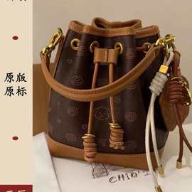 南风Chio2nd 面包小狗 维港邂逅水桶包复古超火小包包女单肩斜挎