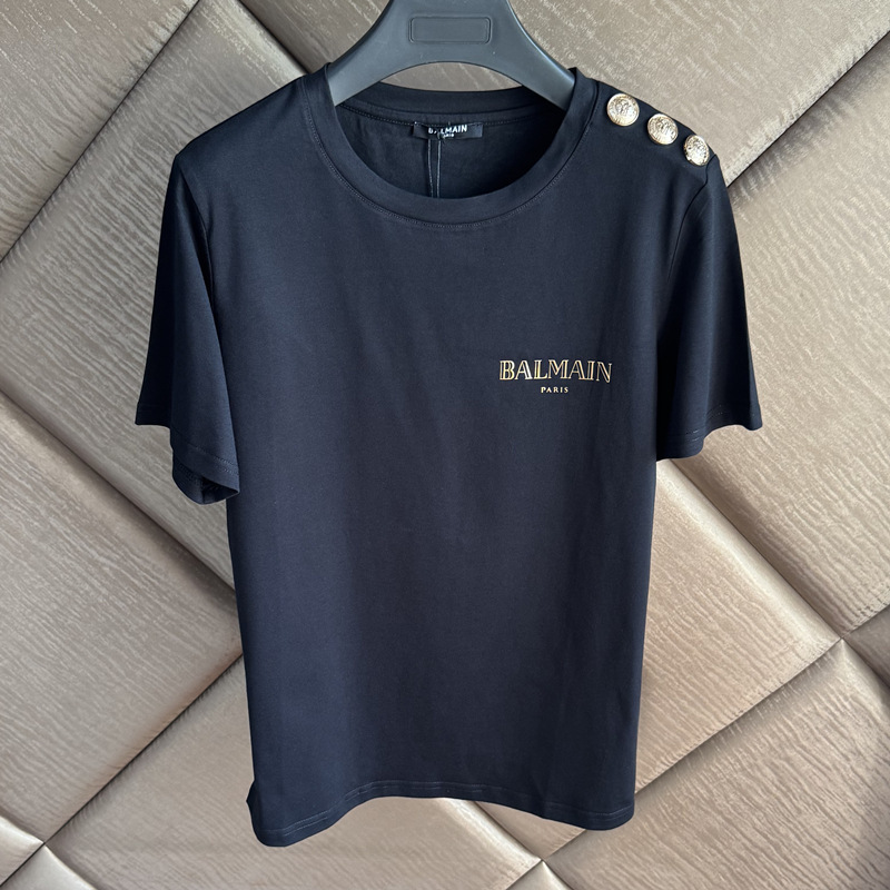 European and American Trendy Brand Balmain Loose Pullover Short-Sleeve T-Shirt with Gold Shoulder Buttons and Small Laser Lettering, Made of Cotton European and American Trendy Brand Balmain Loose Pullover Short-Sleeve T-Shirt with Gold Shoulder Buttons and Small Laser Lettering, Made of Cotton