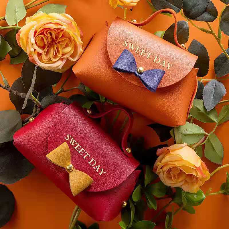 皮质喜糖包新娘结婚喜糖盒小红书同款手拎伴娘礼品袋糖盒糖袋包装