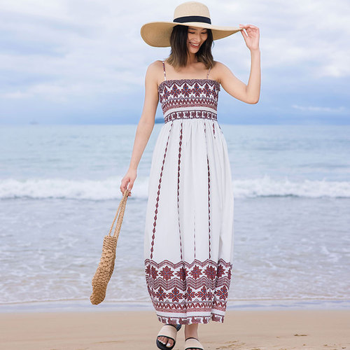 Special parent-child clothing, high-end summer clothing for a family of four, beach skirts, parent-child clothing, mother-daughter clothing, family clothing, bohemian
