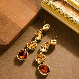 耳钉;耳环;戒指