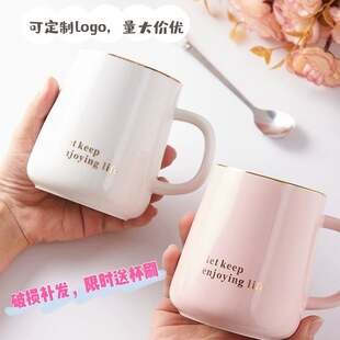 ��ˮ���ӎ��w���մɺ��s�����R�˱������k����������Ů�ڱ���H��