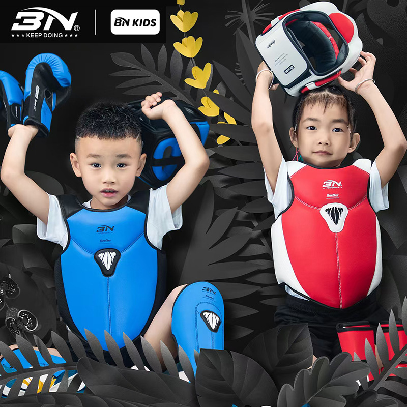 Bn Boxing, Muay Thai, Sanda, Boys and Girls Leg Guards, Chest Guards, Head Guards, Professional Training Kidsren's Fighting Protective Gear Set