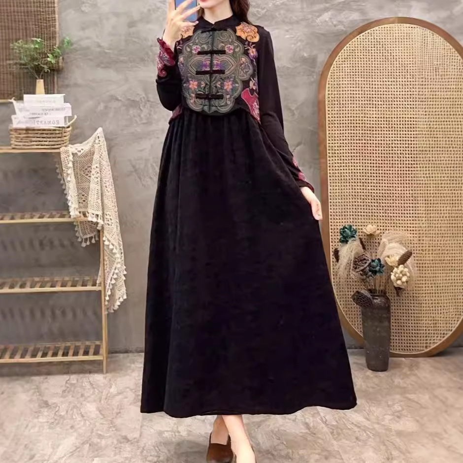 Autumn ethnic sleevless dress