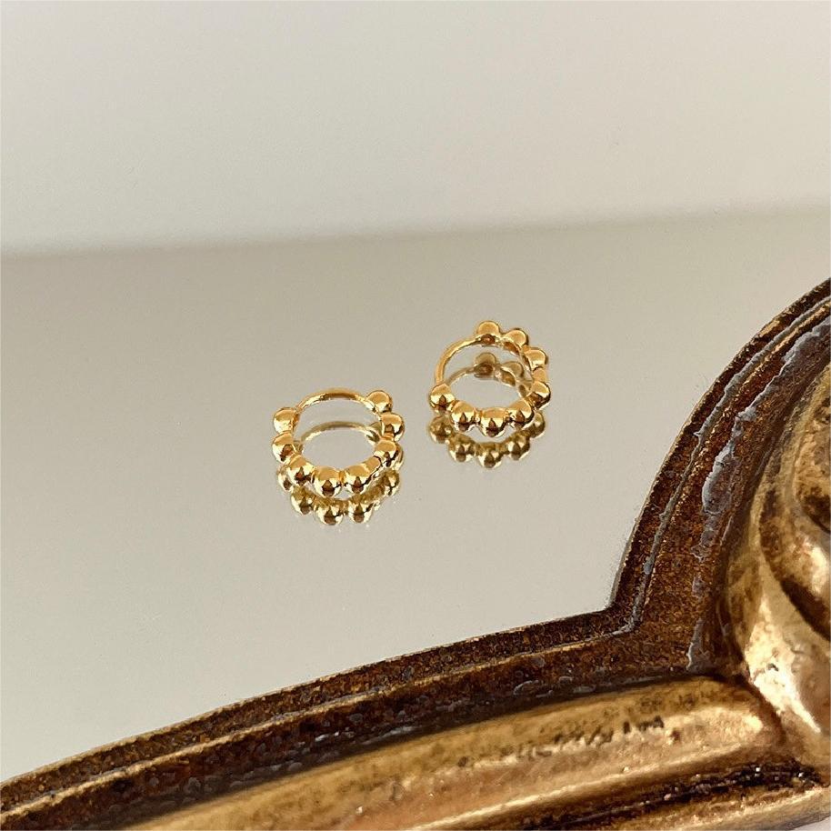 7g Weight Earrings Classification 1 Pair Quantity Daily Occasion 925 Sterling Silver Material 1 Pair 925 Sterling Silver Solid Color Earrings