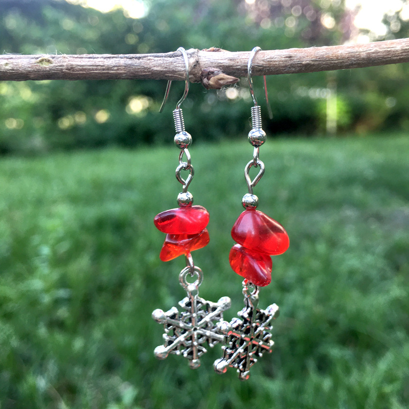 Fashion Snowflake Crystal Beaded Drop Earrings 1 Pair