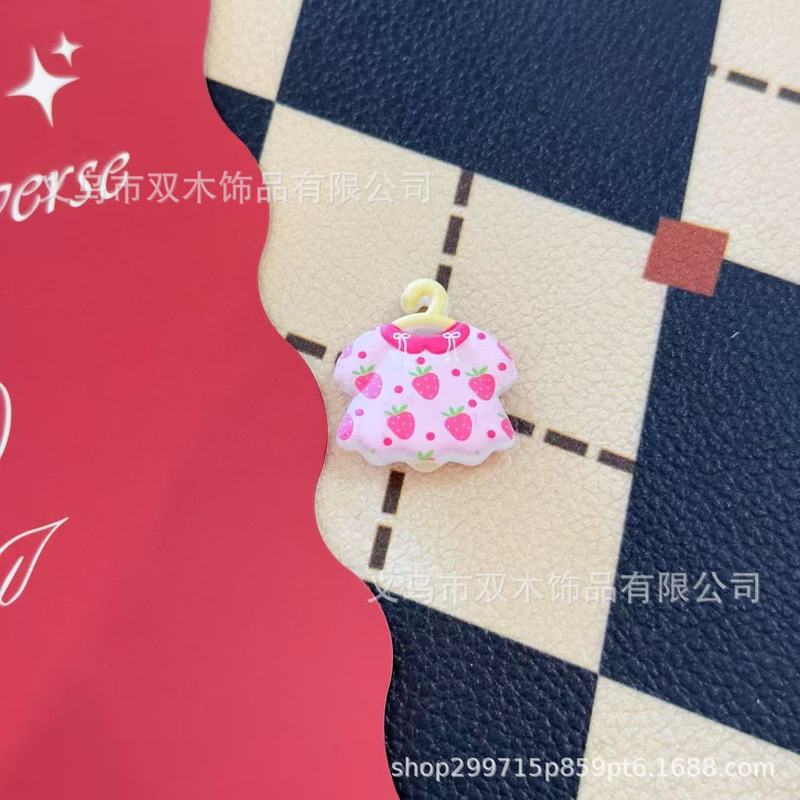 26*28mm印花水果小花连衣裙衣架串珠 diy手链手机链包挂车挂配件|undefined