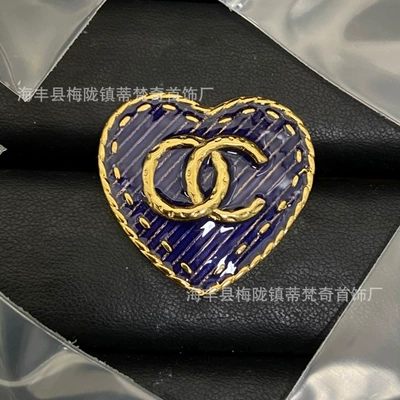 Yaxa sancaqları – Tassel Versatile Chanel Grandma Brooch - correct-delivery-of-physical-style-9