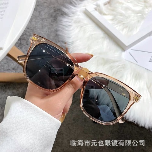2024 new anti-UV sunglasses for men and women, ins Xiaohongshu Internet celebrity Korean version fashion retro glasses