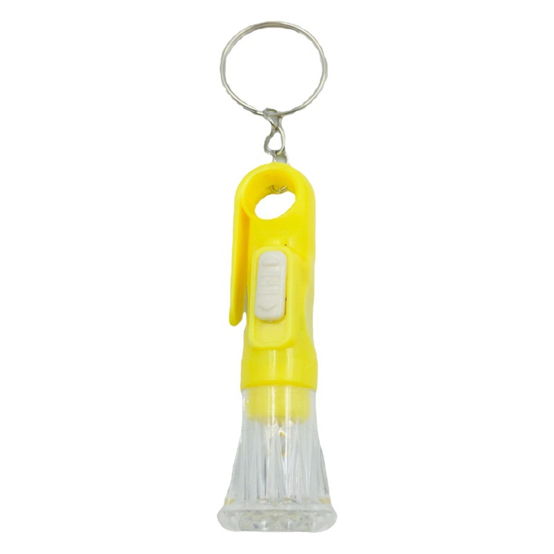 Luz fuerte plástico pequeña linterna moda mini luz LED regalo práctico un yuan tienda Taobao puesto al por mayor