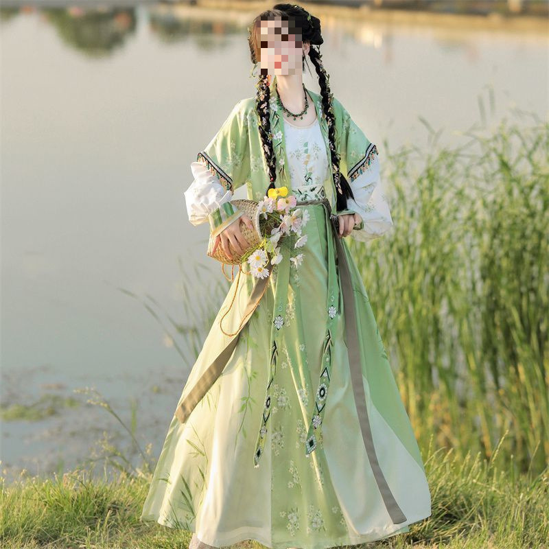 Original Tang-Style Hanfu for Women with Embroidery, Full Set of Traditional Chinese Style, Classical Chinese Style, Ancient Style, Summer and Autumn Half Skirt
