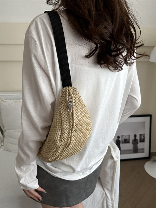 2024 verano transfronterizo nuevo estilo coreano tejido mini bolso de cintura de moda de mujer inclinado bolso de pecho de hombro bolso de paja al por mayor