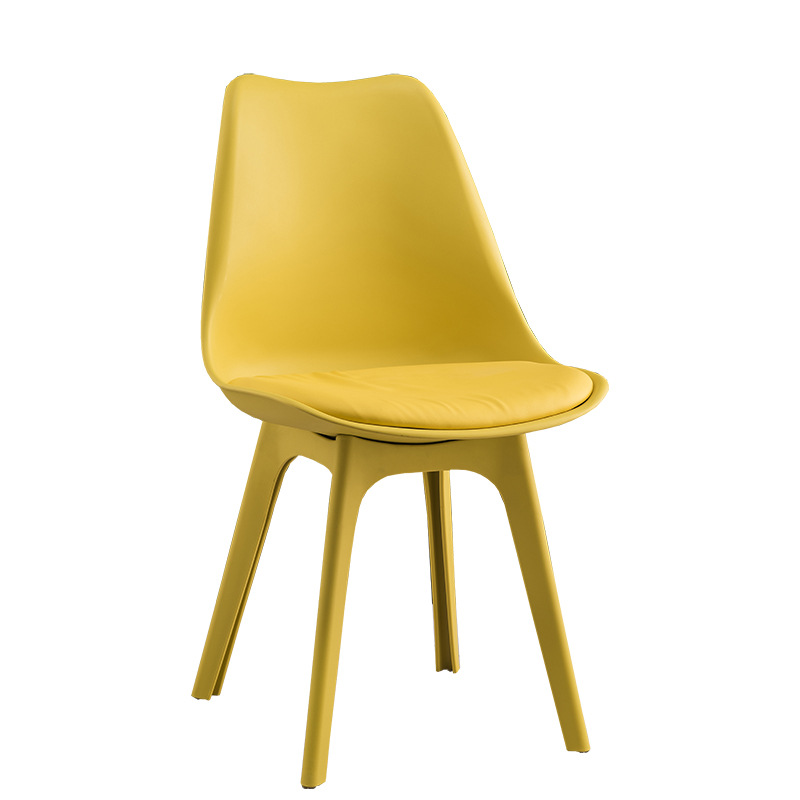 Fabricantes Nordic simple silla de plástico Imms silla adulto hogar Tulip plástico pie suave bolsa silla al por mayor