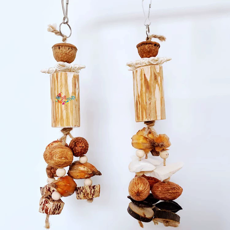 Попугай кусает игрушку Чистая натуральная древесная кость каракатицы