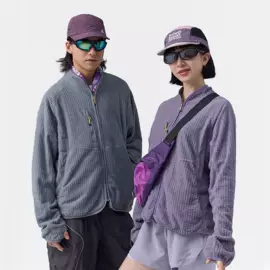 男式休闲裤;男式T恤;户外休闲衣裤