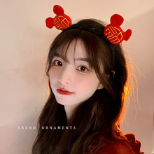 ����ϲ�c�Ʒ���L����ë�q�l��Ůͯ�h������tɫ�lɐ�С���^��