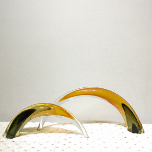 Simple modern horn Brown Gradient glass streamlined ornaments model room sales office living room desktop decorations