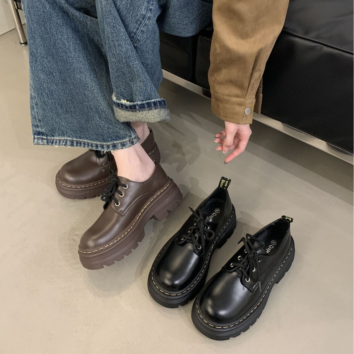 Grape Mom Otoño Nuevo estilo estilo británico con cordones para aumentar los zapatos Lofu de plataforma de tacón grueso Zapatos de cuero pequeños de punta redonda Otoño femenino