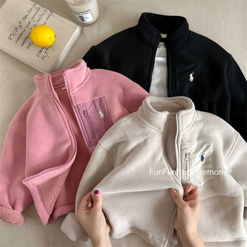 Child Star Round Ropa para niños Abrigo de otoño e invierno Suéter de lana de doble cara para niños Top de terciopelo grueso de marca de moda japonesa para bebés