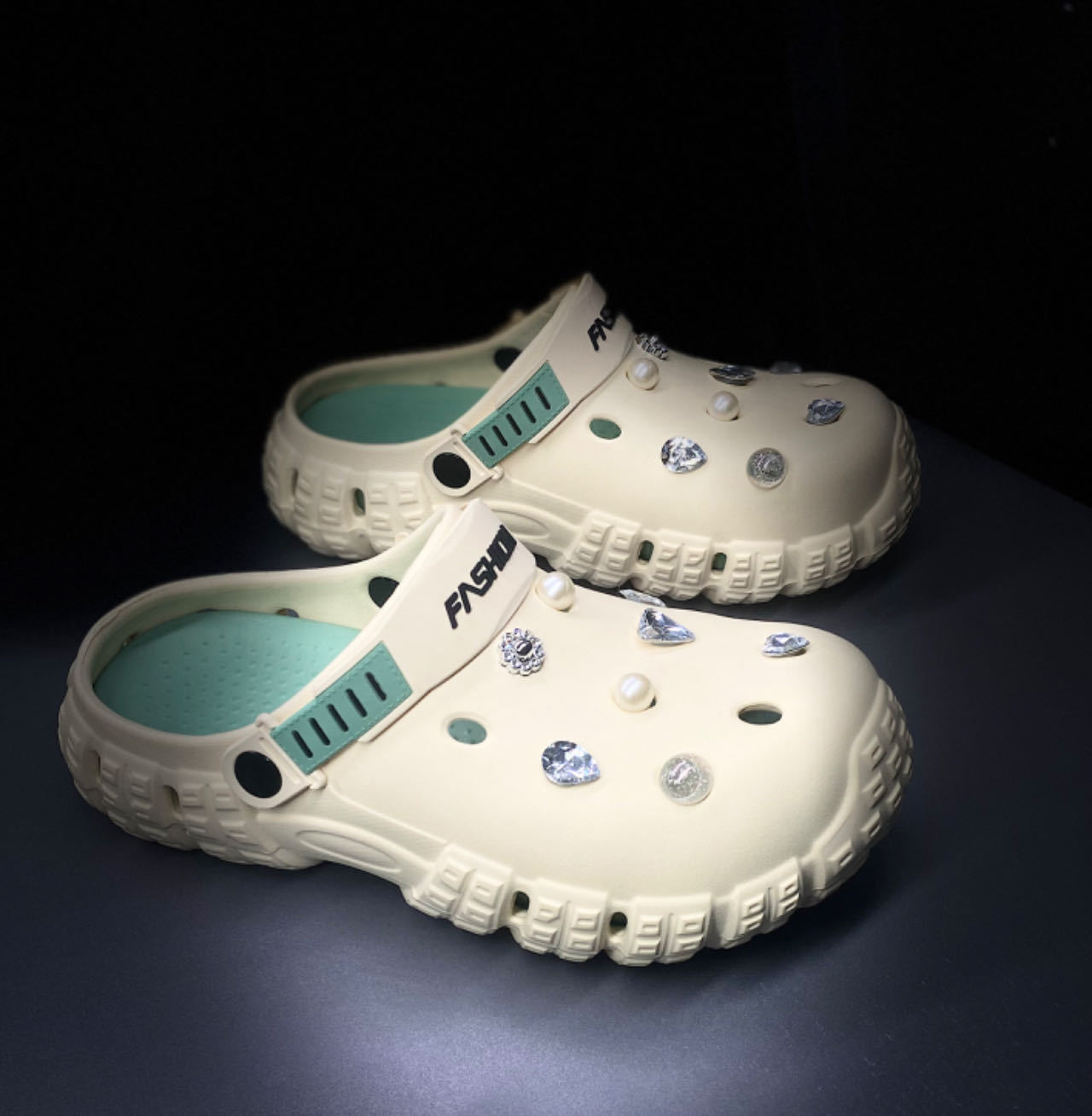 카키색 바다 블루 라인스톤