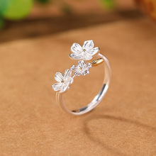壹鹿银S999.9足银镀金时尚简约设计感花朵戒指轻奢优雅气质银指环