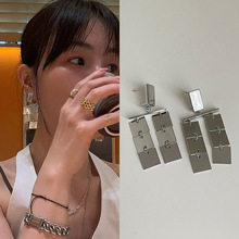 向日葵欧尼同款银色方片流苏耳钉女设计感个性时尚气质耳环耳饰