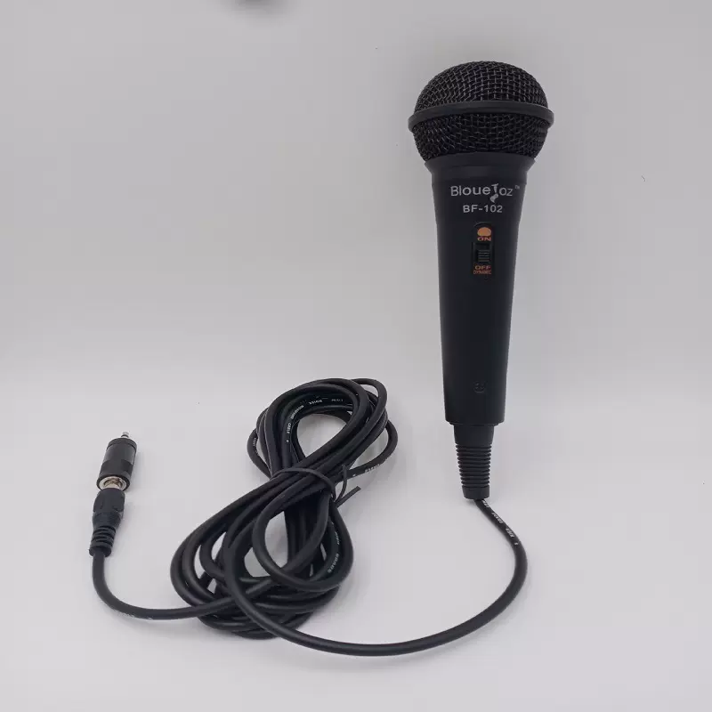 有线麦克风家用动圈式演讲有线k歌直播录音专业话筒会议音响话筒