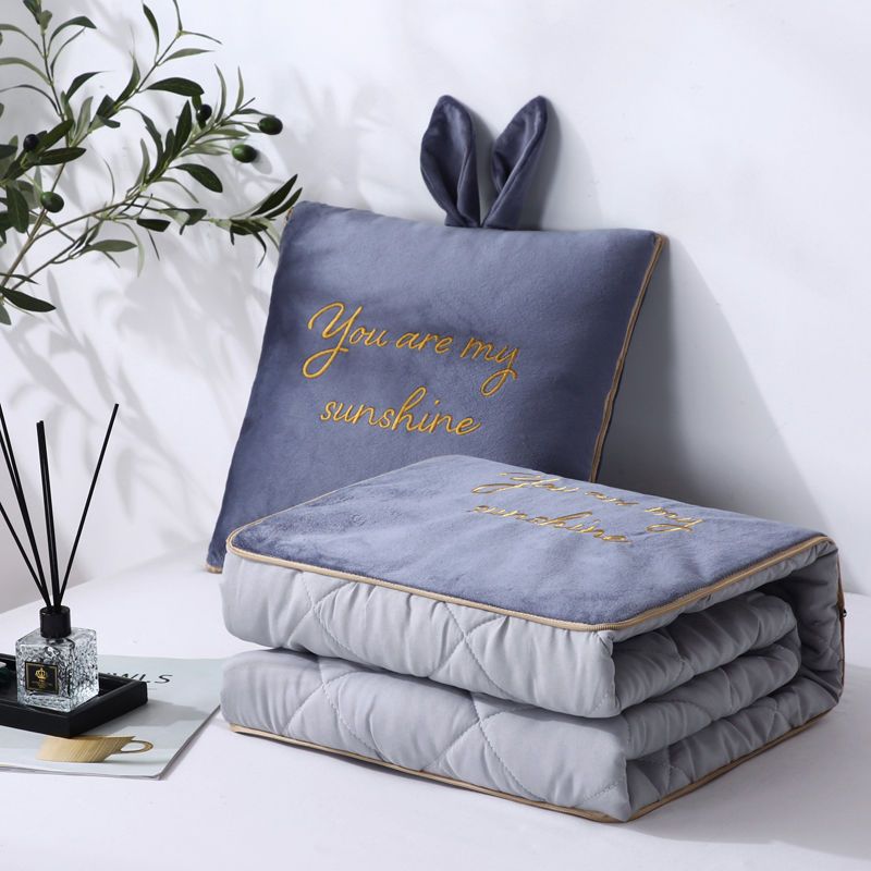 四季抱枕被子两用二合一汽车上靠垫多功能午睡枕办公室空调夏凉被