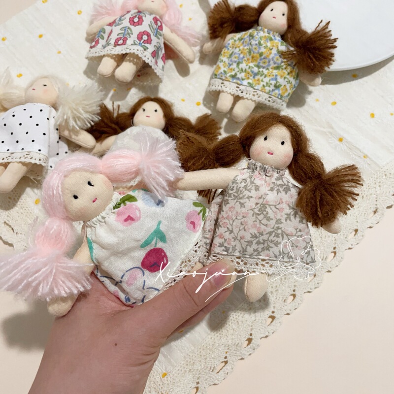 かわいい長い髪の三つ編みの女の子のヘアピン韓国の甘い花柄スカート人形子供の前髪ヘアピン女の子のヘアアクセサリー|undefined