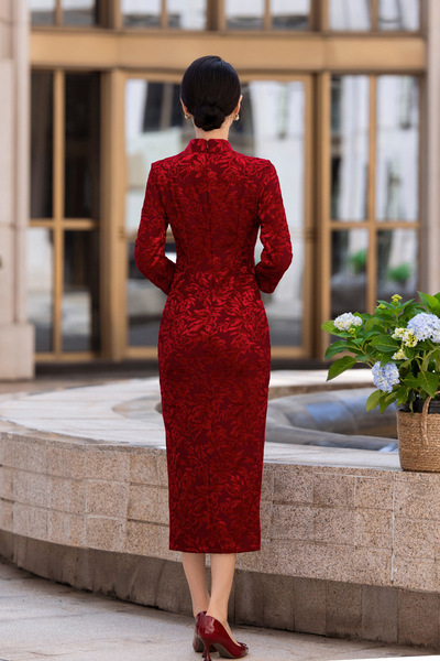 Sophisticated red colored elite wedding dress