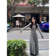 韩系穿搭套装女灰色长袖圆领T恤上衣高腰a字半身长裙两件套f838a