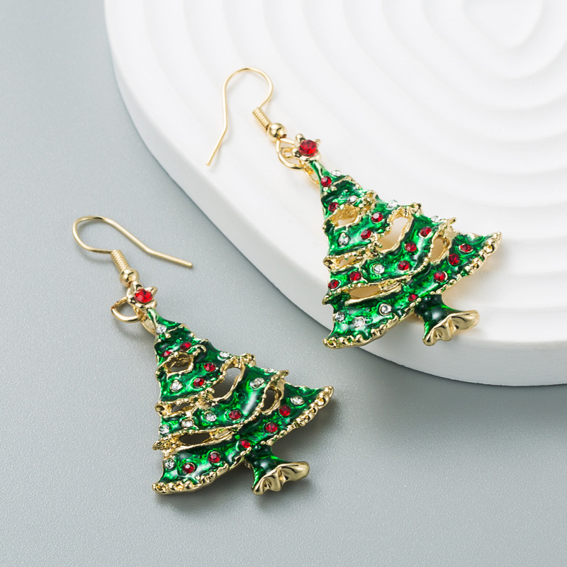 Creative Christmas series alloy dripping oil Christmas tree earrings personality fashion Christmas party earrings
