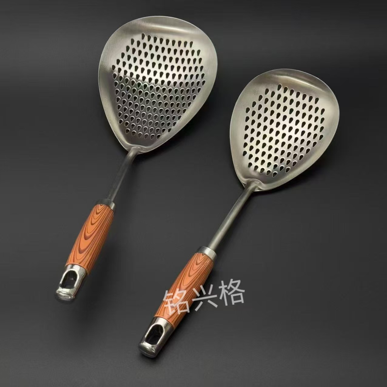 Stainless Steel Pepper Strainer With Thick Wooden Handle, Used For...