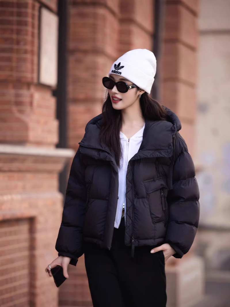 Winter short down jacket for leisure with down, 2024 years, Korean style, oversize, increased thickness