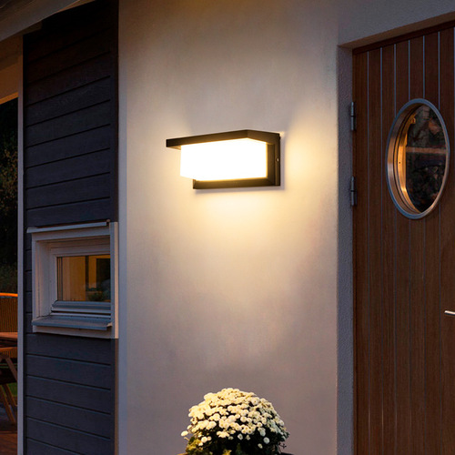 Outdoor Waterproof New Chinese Style LED Double Head Cross Starlight Lantern with Upward Illumination for Garden Villa Wall Lamp