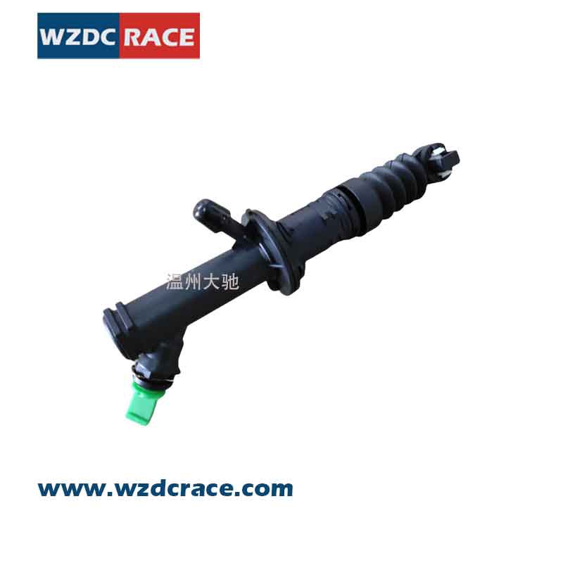 Cilindro maestro de embrague de automóvil306108623R 306104223R 2567Clutch master cylinder