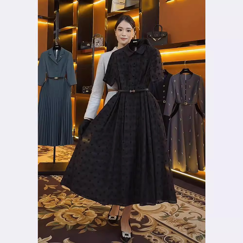 Đầm liền màu đen phong cách Chanel tay ngắn dáng suông mùa hè — Váy liền-màu đen