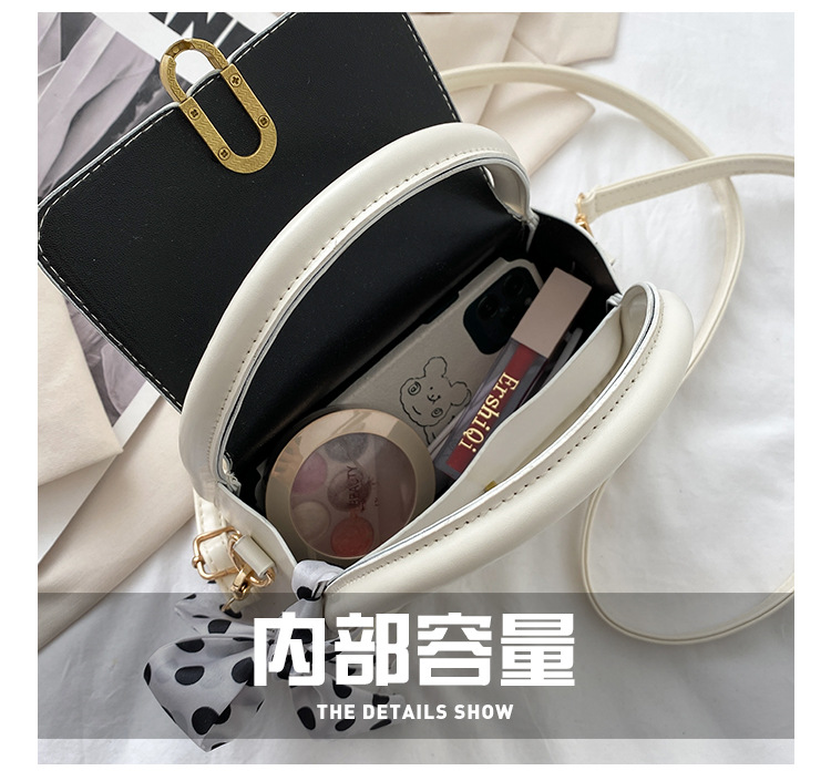 Simple Portable Pu Fashion Square Bag display picture 22