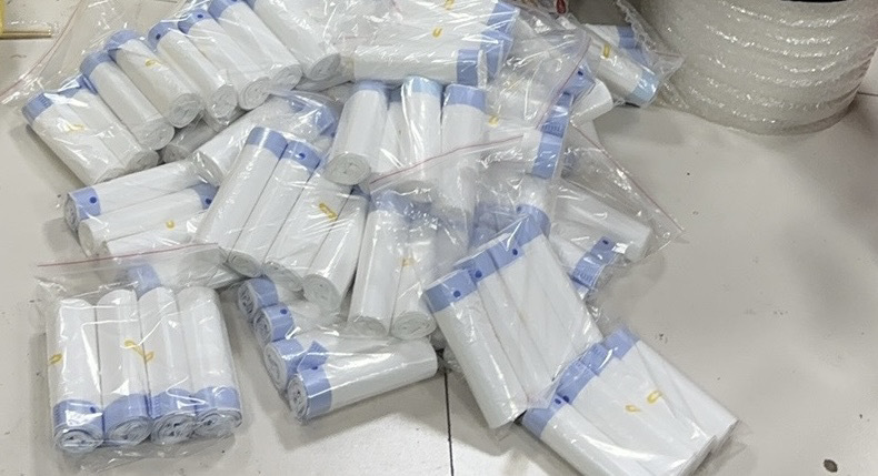 Tangpai inteligente caja de arena para gatos bolsa de basura especial para mascotas 15 bolsas de defecación portátiles engrosadas para gatos y perros